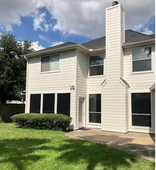 Champion Forest Exteriors installing James Hardie siding with HardieZone Technology designed specifically for Houston’s climate.